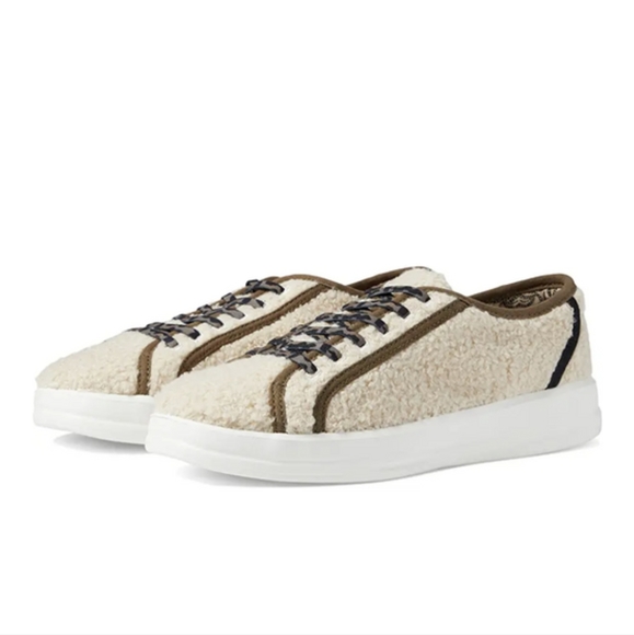 HEY DUDE KARINA SHERPA - Picture 1 of 5